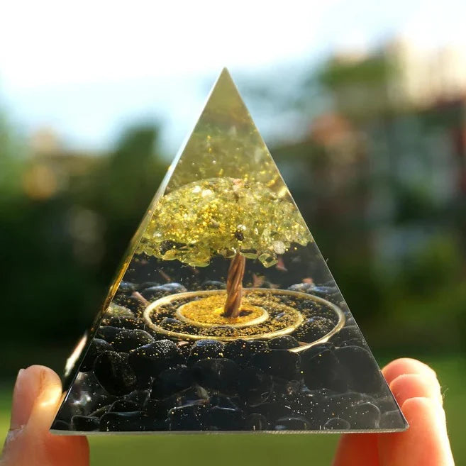 Orgonite Pyramid Obsidian & Peridot