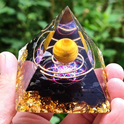 Pyramide Orgonite Œil de Tigre et Onyx