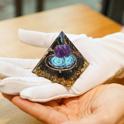 Orgonite Pyramid Sugilite Sphere / Flower of Life 