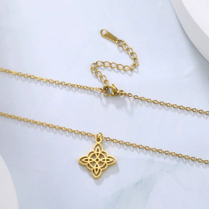 Pendentif tendance au design occulte