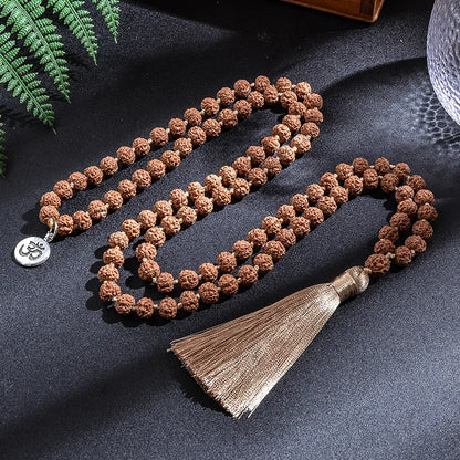 Bracelet and necklace in Rudraksha seeds 