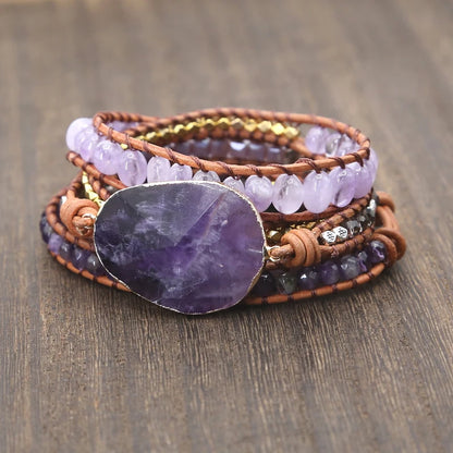 Elegant braided leather bracelet 