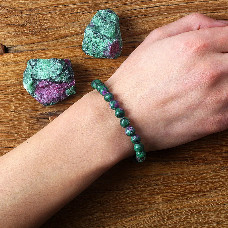 Bracelet in natural stones and epidote 