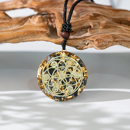 Protective pendant in sacred geometry 
