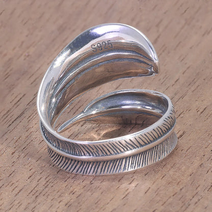 Butterfly ring - elegance and finesse 