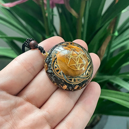 Protective pendant in sacred geometry 