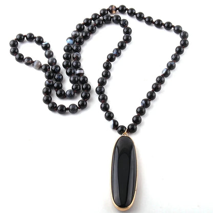 Necklace with agate drop 