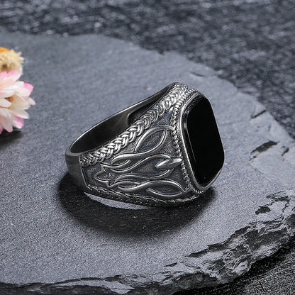Elegant Black Agate Ring 