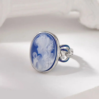 Cameo ring in natural stone and silver 