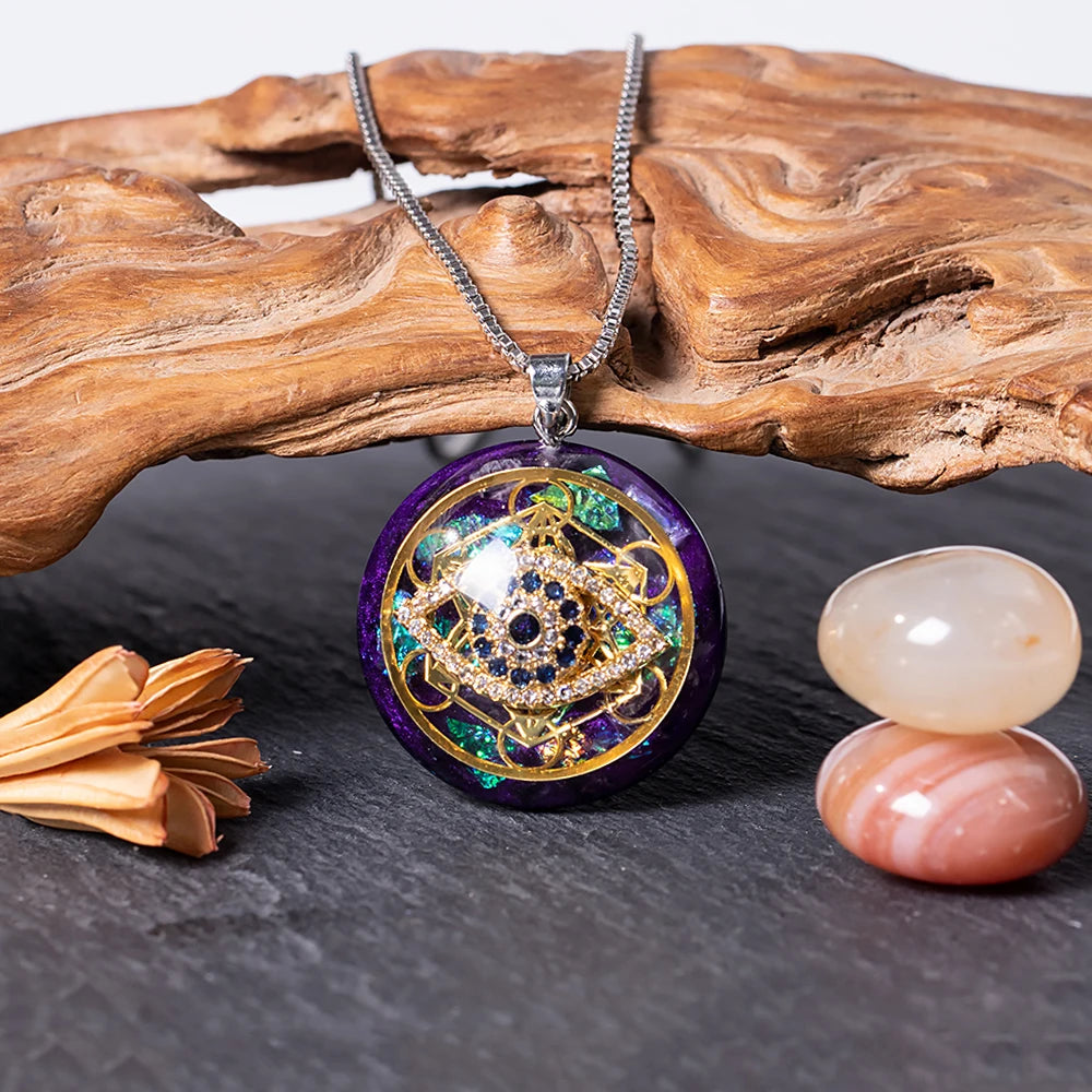 Balancing pendant for meditation 