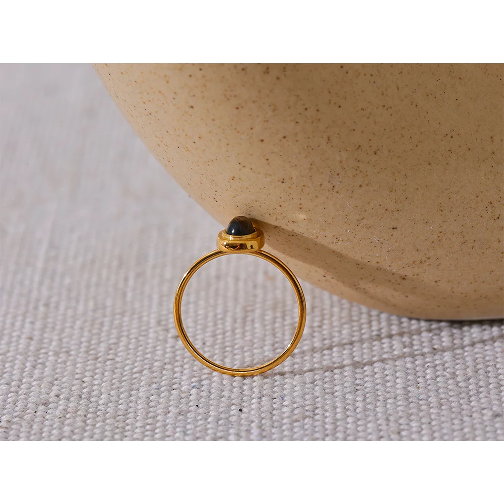 Chic Ring in Natural Stone 