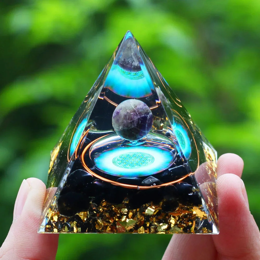 Orgonite Pyramid Sugilite Sphere / Flower of Life 