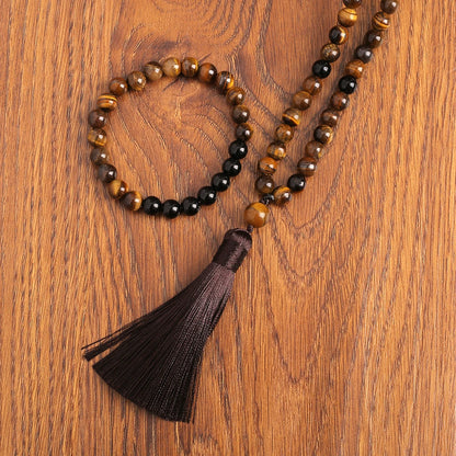 Energy necklace in tiger's eye and black onyx 
