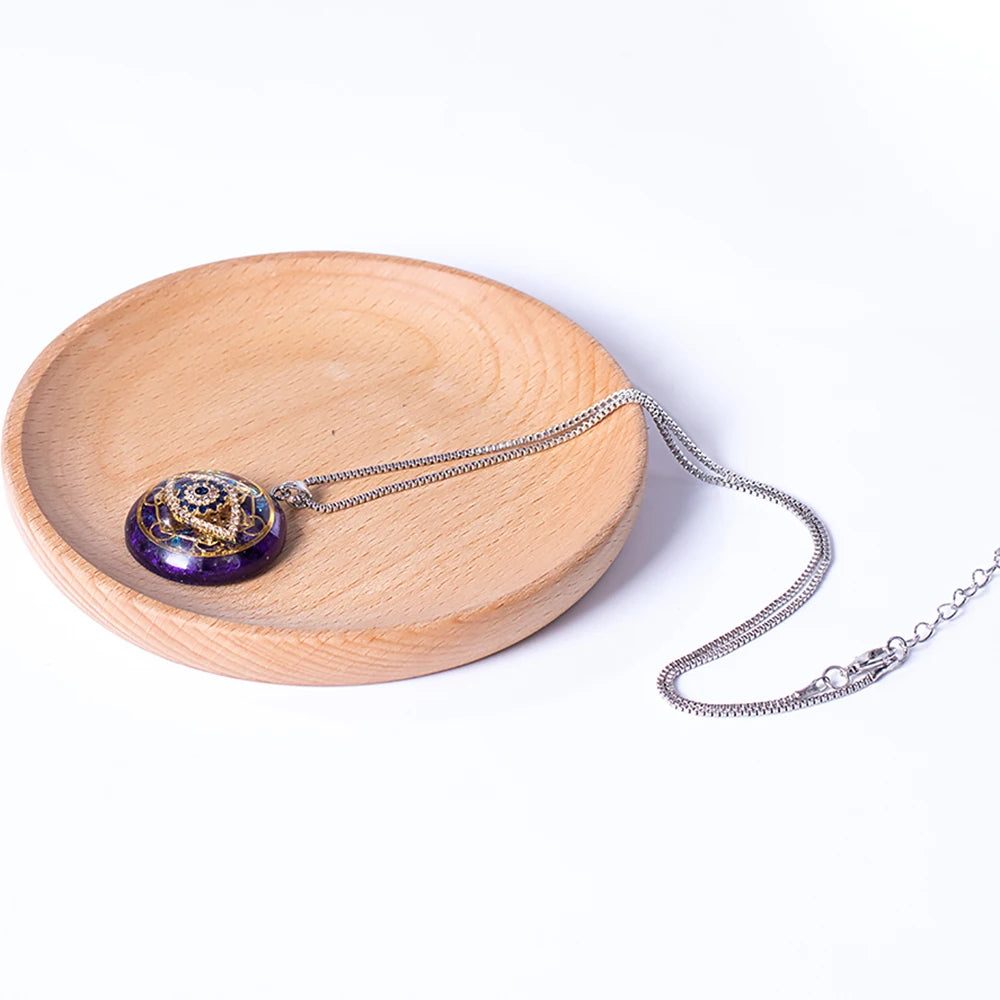 Balancing pendant for meditation 