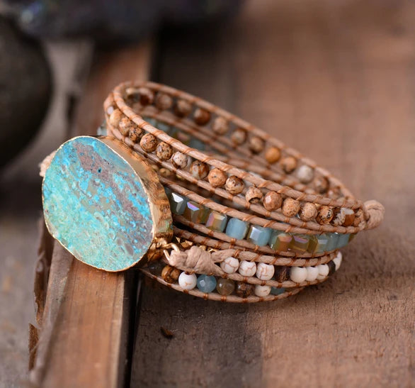 Bracelet élégant en cuir et breloque