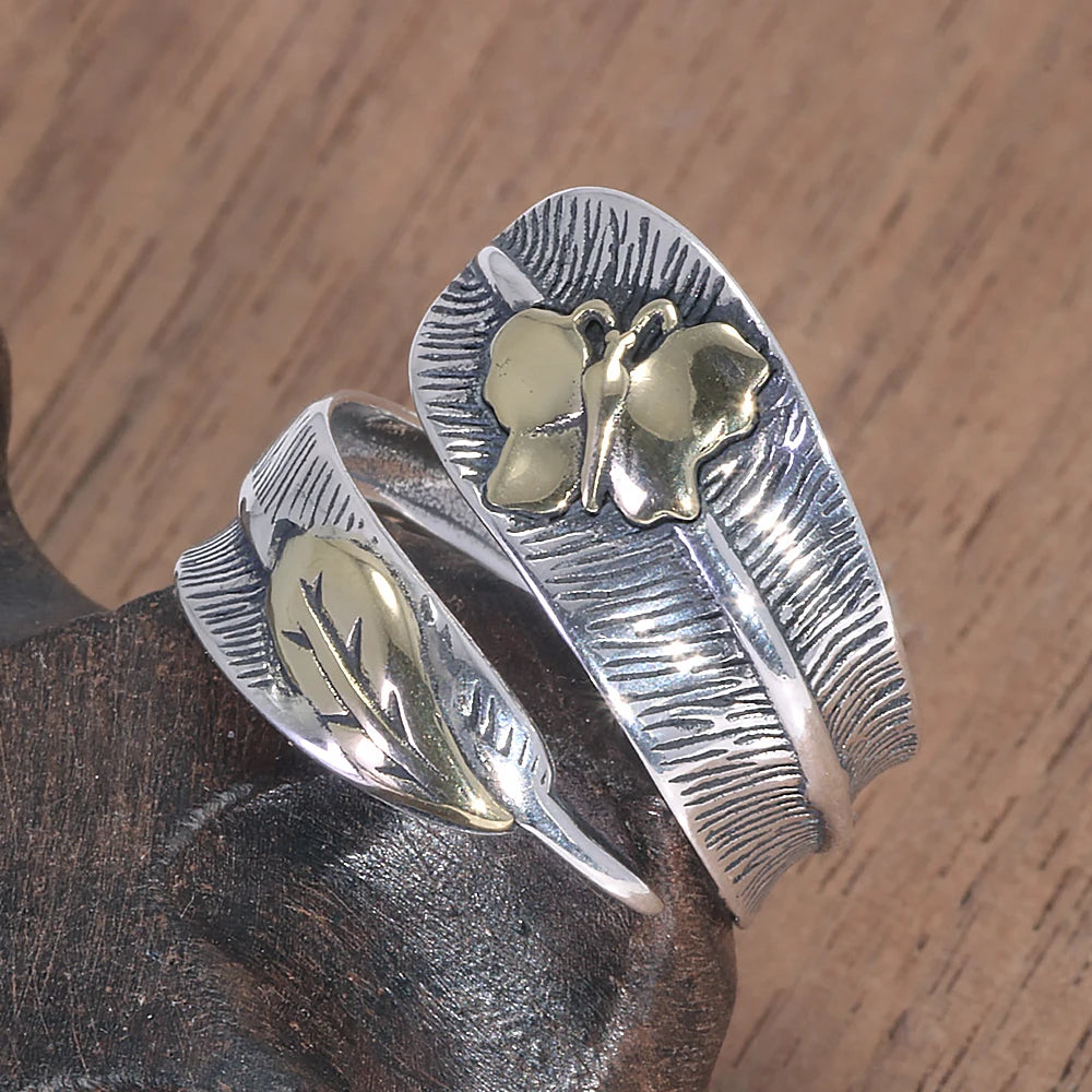 Butterfly ring - elegance and finesse 