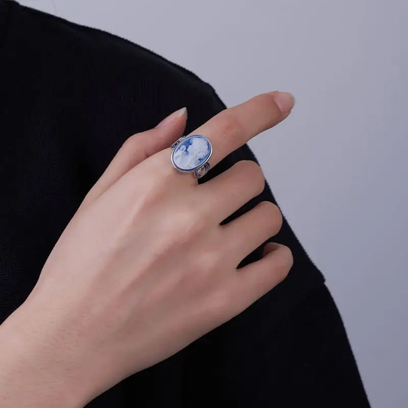 Cameo ring in natural stone and silver 