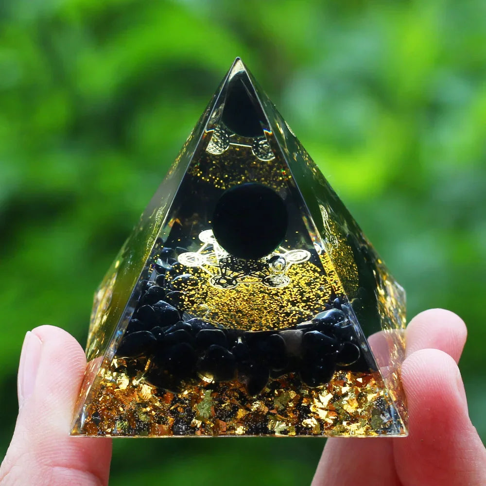 Orgonite Pyramid Sphere Onyx / Obsidian 