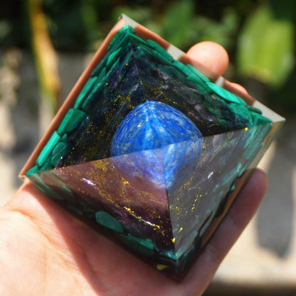 Orgonite Pyramid Sphere Lapis Lazuli / Green Agate 